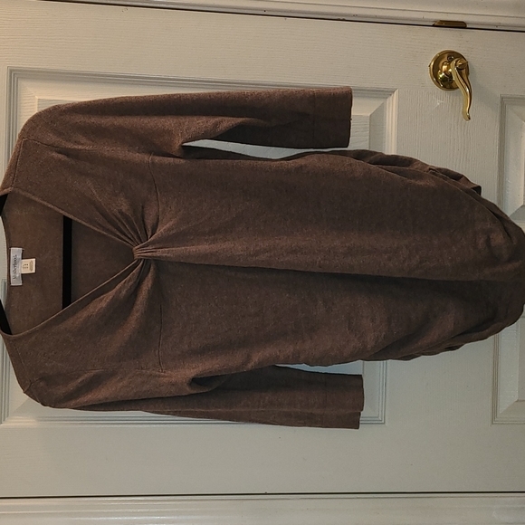 Maternity v-neck Sweater - Picture 2 of 6